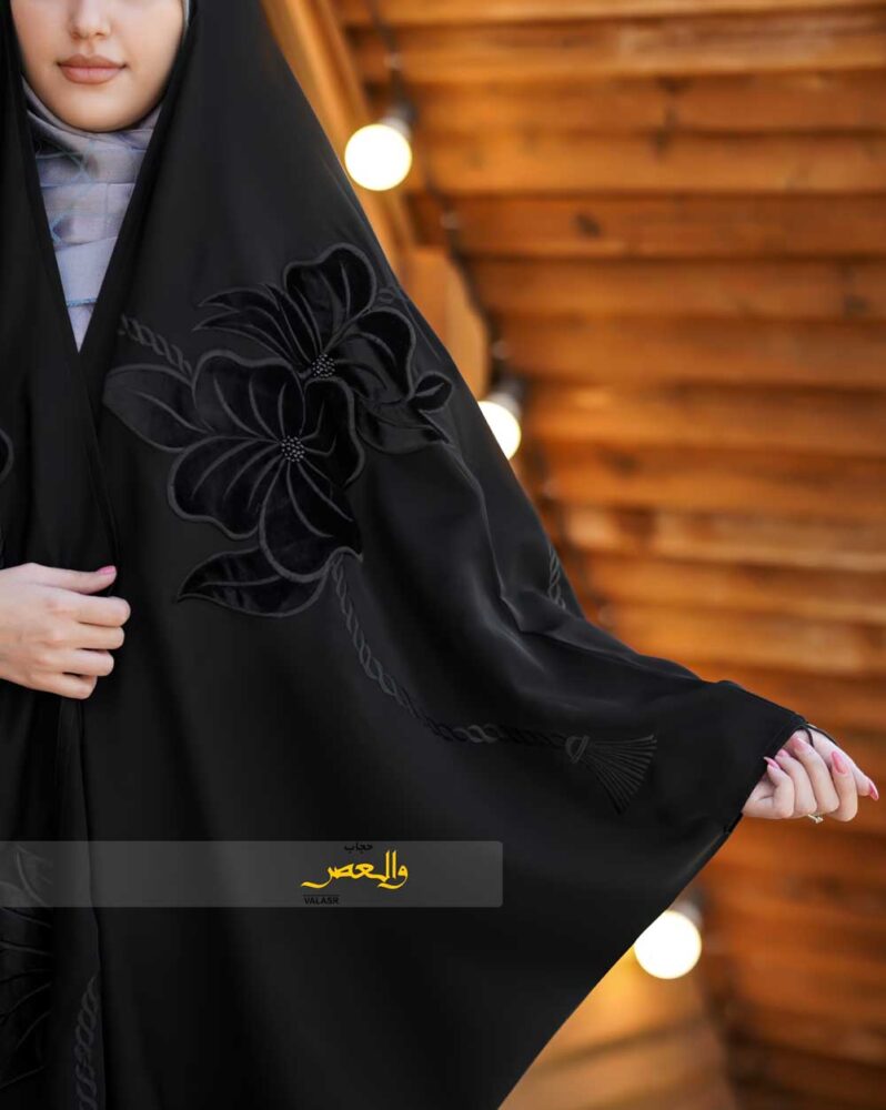 چادر گلدوزی طرح گلبرگ مخمل زنجیری - 2