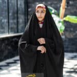 چادر گلدوزی طرح رز مخمل پراکنده