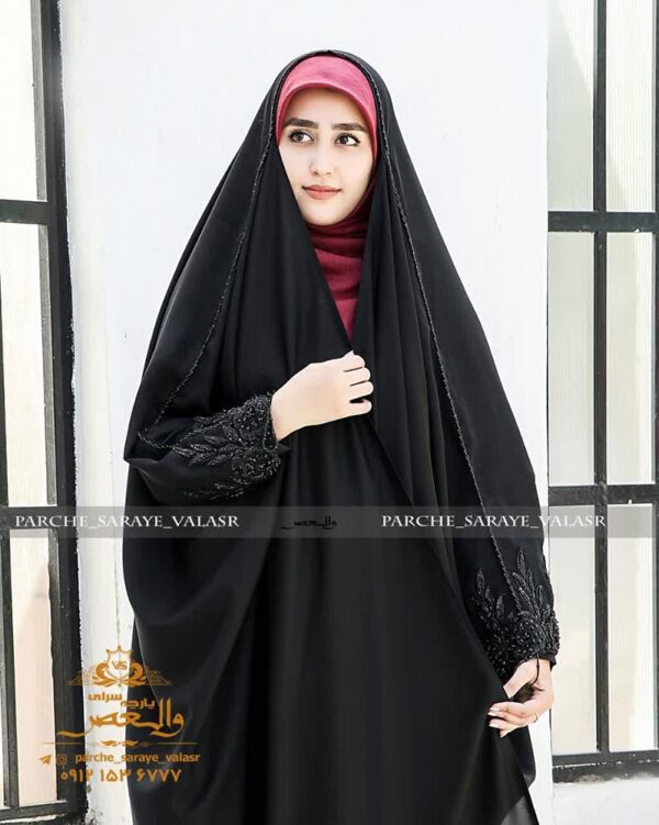 چادر جواهردوزی طرح شاخه‌ای